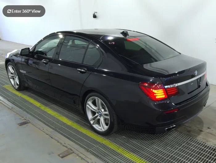 Used 2013 BMW 750i RWD image 3