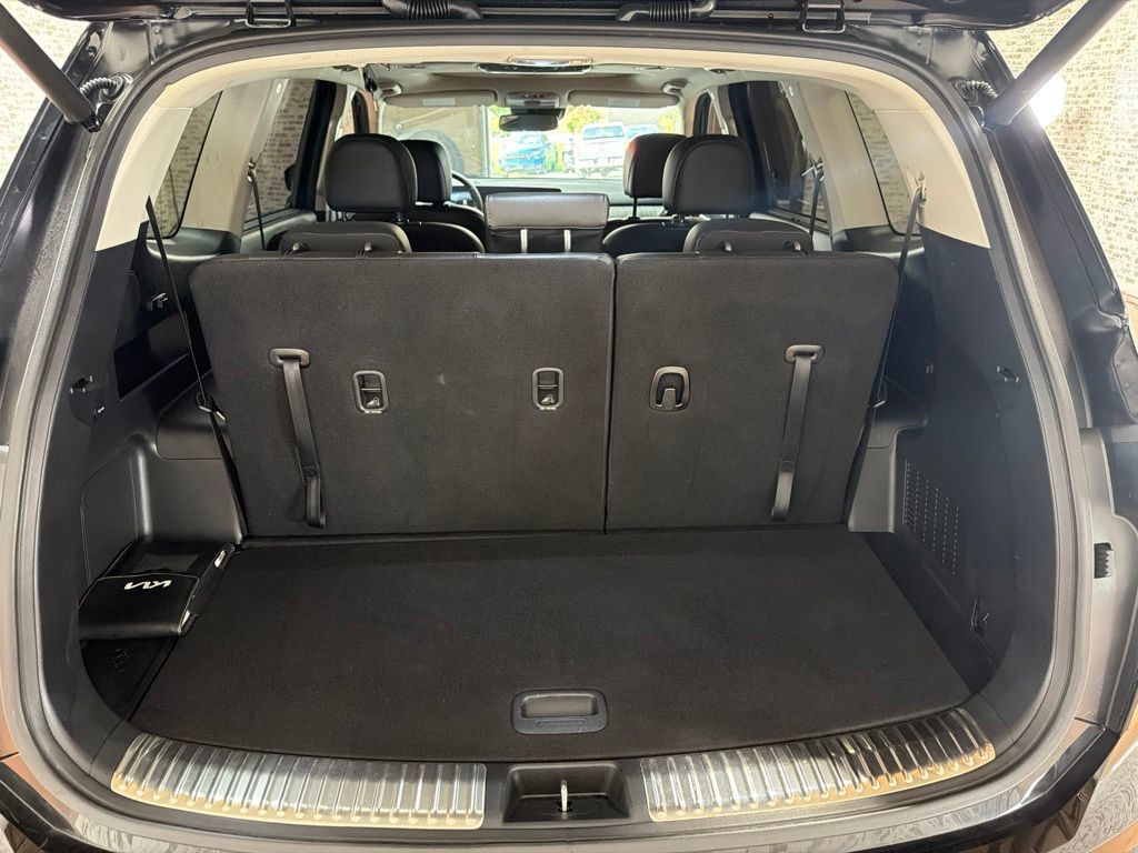 Used 2024 Kia Telluride SX FWD image 13