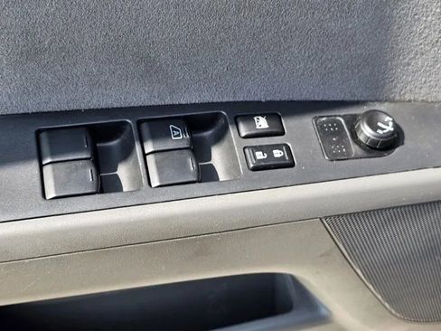 Used 2009 Nissan Sentra 2.0 SR FE+ image 6