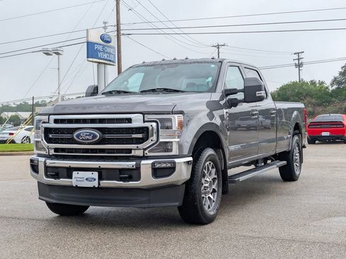 Certified 2021 Ford F350 Lariat w/ Lariat Ultimate Package AWD/4WD image 4