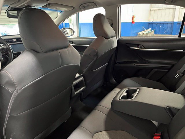 Used 2020 Toyota Camry LE w/ Convenience Package FWD image 19