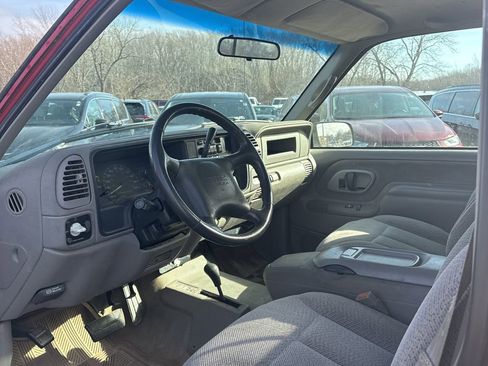 Used 1998 GMC Sierra 3500 4x4 Regular Cab w/ Marketing Option Pkg 3 image 9
