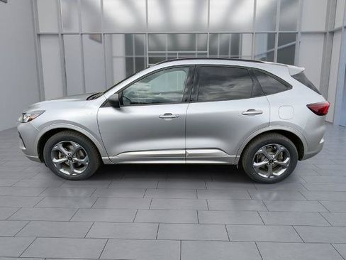 Certified 2023 Ford Escape ST-Line w/ Tech Pack #1 AWD/4WD image 5