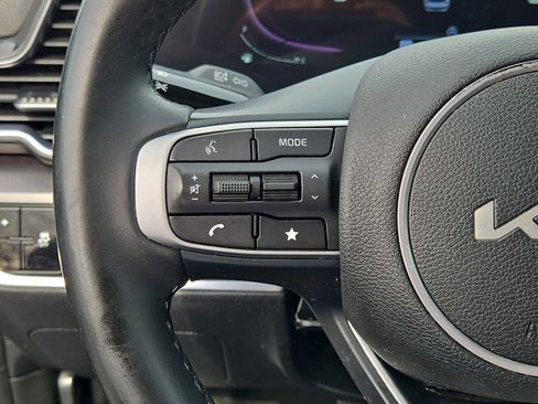 Used 2023 Kia Sportage EX image 23