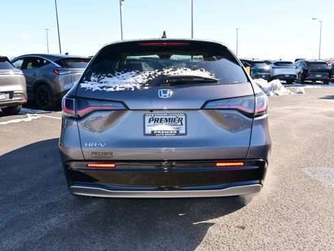 Used 2023 Honda HR-V EX-L image 7