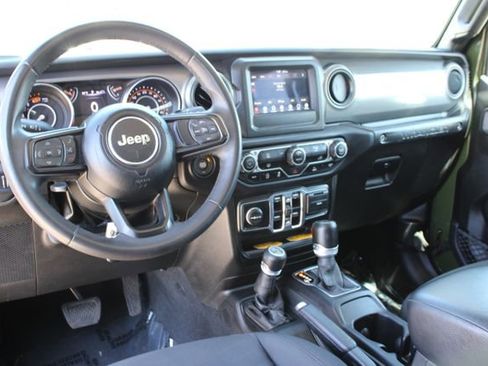 Used 2023 Jeep Wrangler Sport S image 13