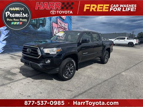 Used 2020 Toyota Tacoma SR5 image 1
