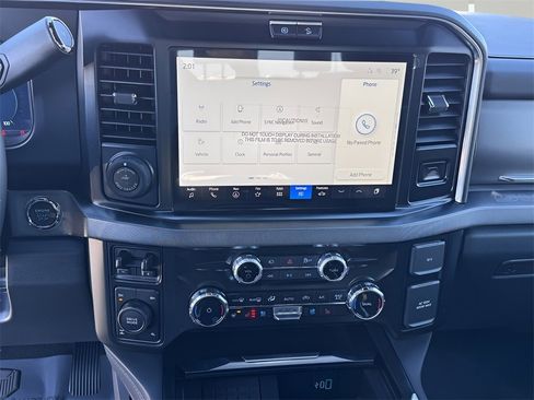 New 2026 Ford F250 Platinum w/ FX4 Off-Road Package image 29