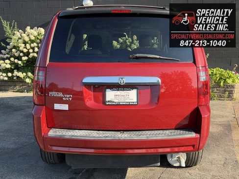 Used 2008 Dodge Grand Caravan SXT FWD image 11