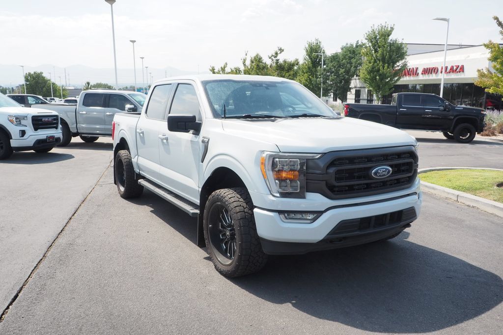Used 2022 Ford F150 XLT w/ Equipment Group 302A High AWD/4WD image 9