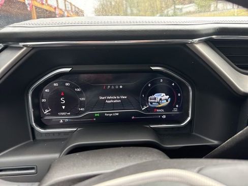 Used 2025 GMC Sierra 3500 Denali image 25