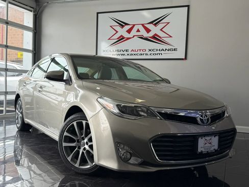 Used 2015 Toyota Avalon XLE Touring image 1