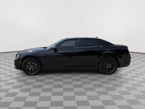 Used 2019 Chrysler 300 S AWD/4WD image 6