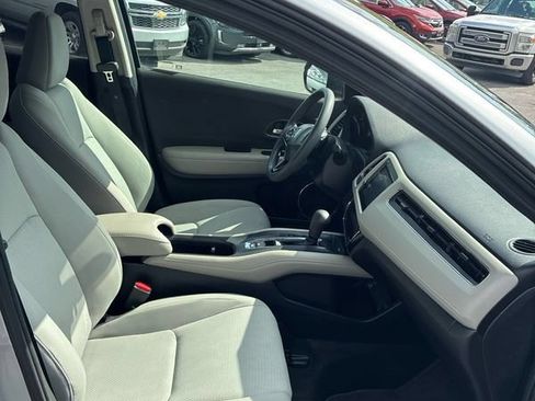 Used 2019 Honda HR-V EX image 20