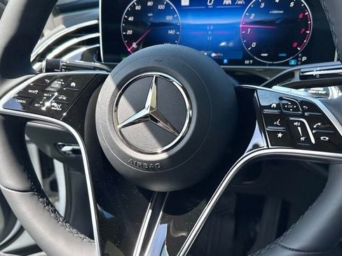 New 2026 Mercedes-Benz E 350 4MATIC Sedan image 21