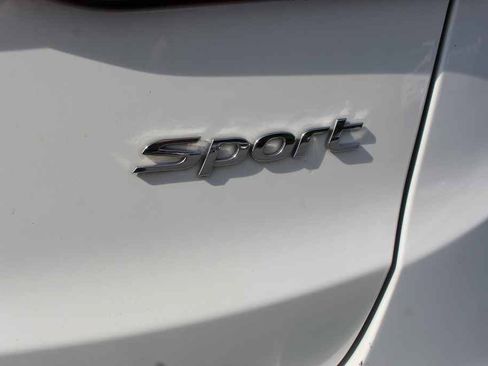 Used 2017 Hyundai Santa Fe Sport AWD/4WD image 7