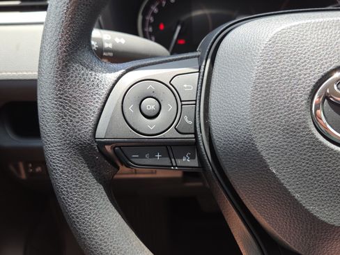 Certified 2025 Toyota RAV4 XLE w/ Convenience Package FWD image 27
