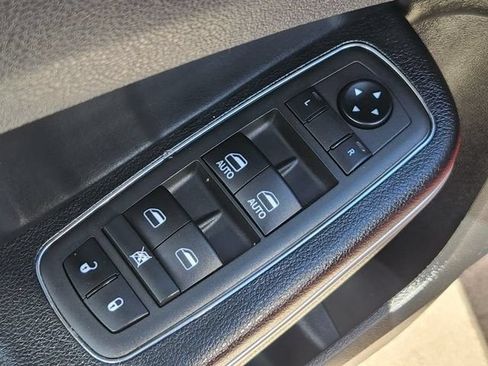 Used 2021 Dodge Charger SXT w/ Leather Interior Group RWD image 22