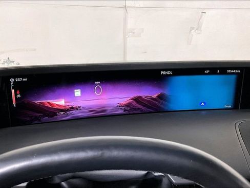 Used 2024 Lincoln Nautilus Reserve image 19