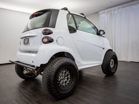 Used 2013 smart fortwo Coupe image 23