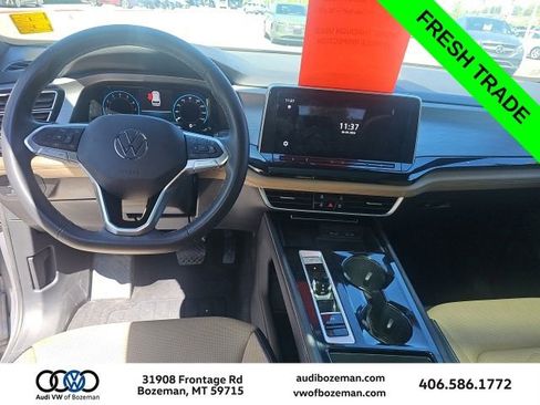 Used 2024 Volkswagen Atlas Cross Sport SE w/ Panoramic Sunroof Package AWD/4WD image 14