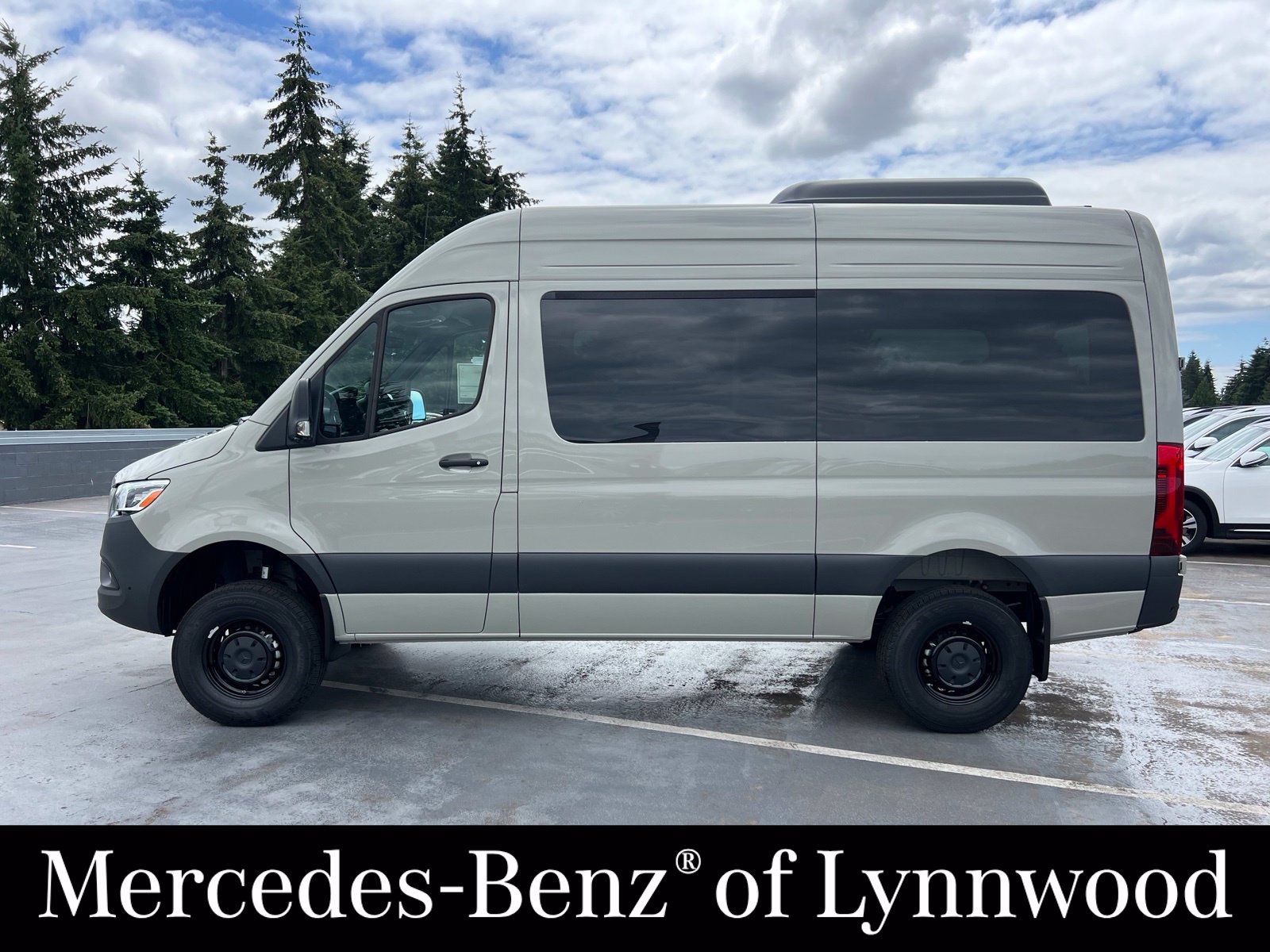 New 2026 Mercedes-Benz Sprinter 2500 image 2