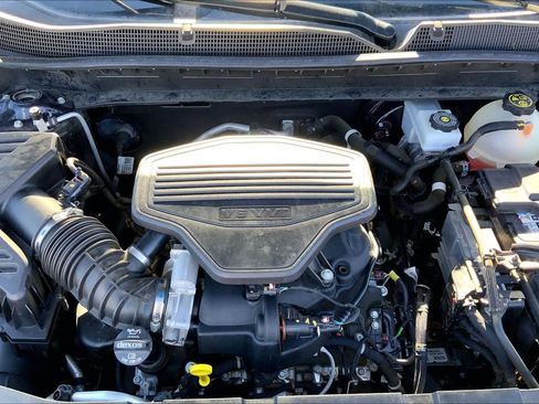 Used 2020 Chevrolet Blazer LT image 33