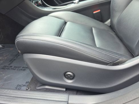 Used 2019 Mercedes-Benz CLA 250 image 28