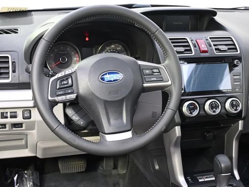 Used 2016 Subaru Forester 2.5i Limited w/ Popular Package #2 AWD/4WD image 12