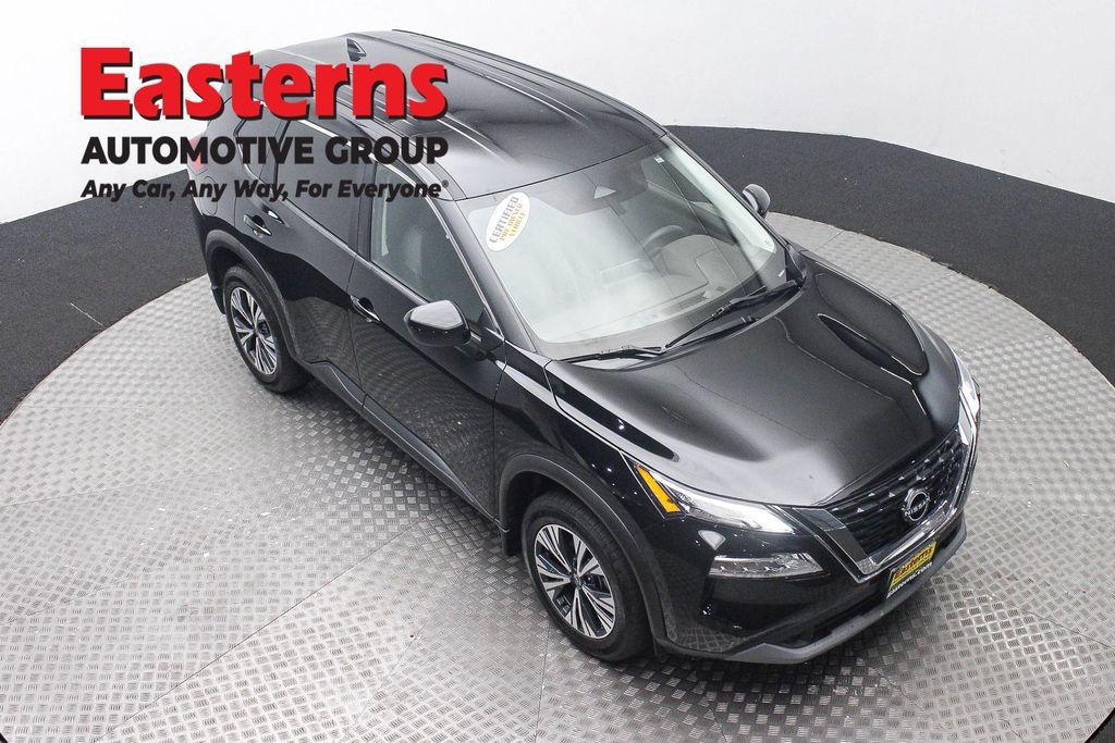 Used 2023 Nissan Rogue SV AWD/4WD image 5