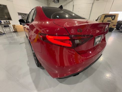 Used 2021 Alfa Romeo Giulia Ti Sport image 50