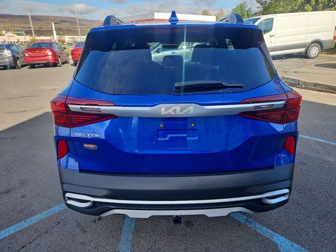 Used 2022 Kia Seltos Nightfall Edition image 4