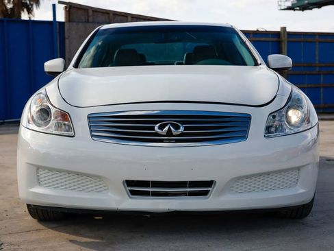 Used 2012 INFINITI G37 Journey w/ Premium Pkg image 10
