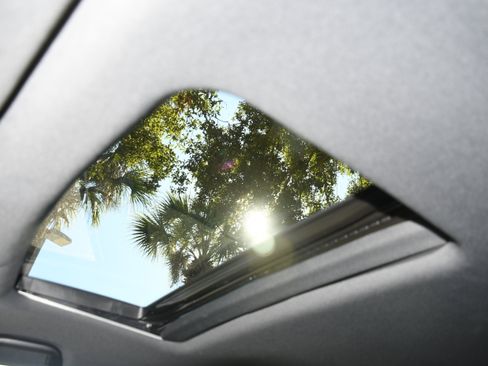 Used 2022 Honda Ridgeline Black Edition image 7