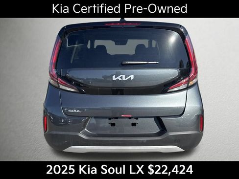 Used 2025 Kia Soul LX w/ LX Technology Package FWD image 5