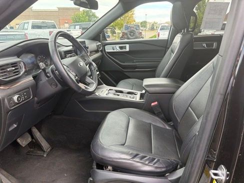 Used 2020 Ford Explorer Limited AWD/4WD image 17