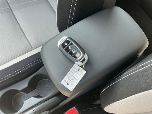New 2026 Hyundai Venue SEL FWD image 29