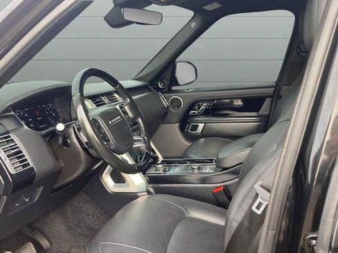 Used 2018 Land Rover Range Rover HSE image 17