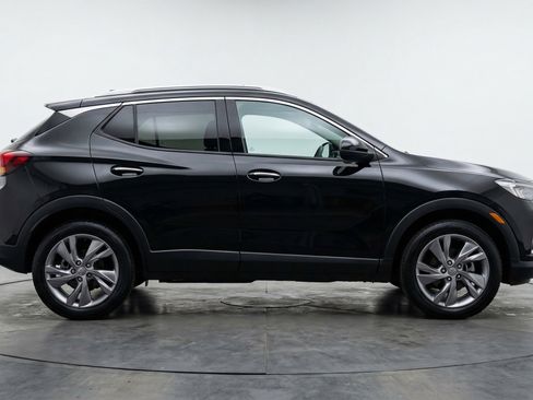 Used 2025 Buick Encore GX Preferred FWD image 11