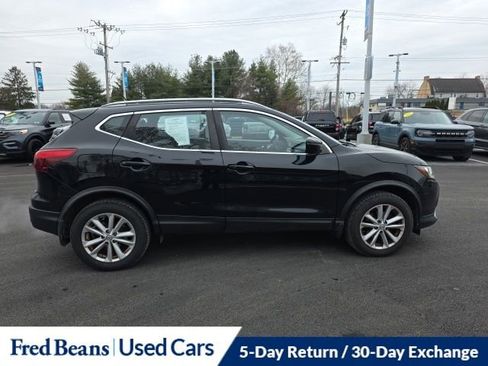 Used 2017 Nissan Rogue Sport SV w/ SV All-Weather Package image 11