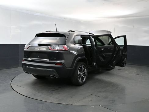 Used 2022 Jeep Cherokee Limited w/ Elite Package AWD/4WD image 29