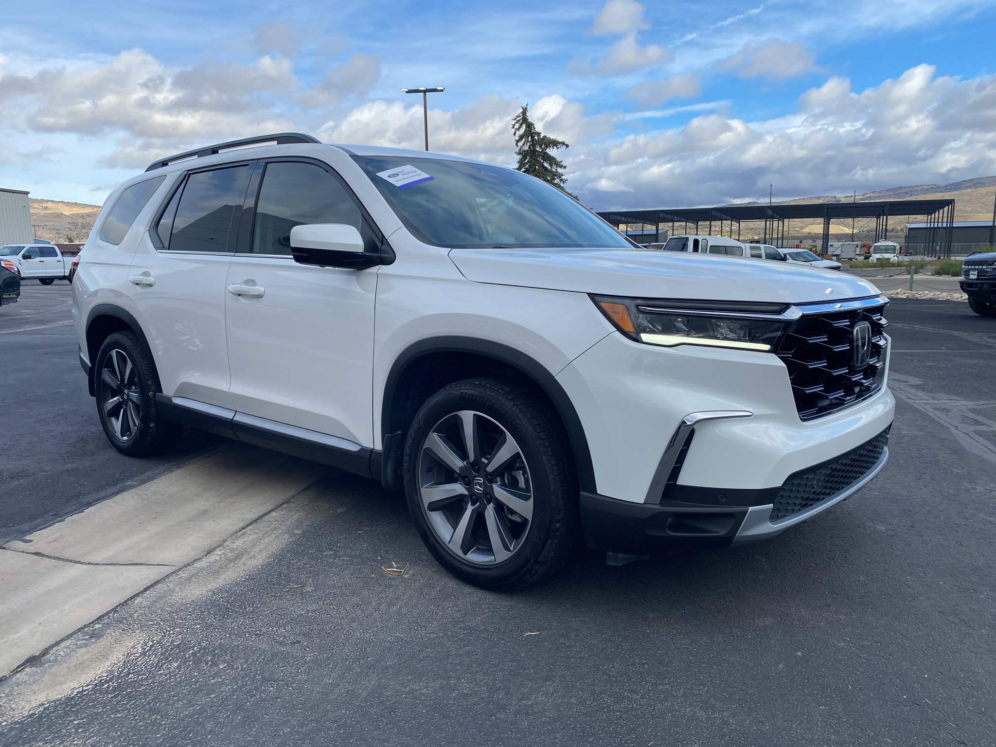 Used 2024 Honda Pilot Elite image 21
