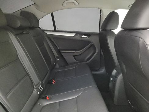 Used 2014 Volkswagen Jetta SE image 19