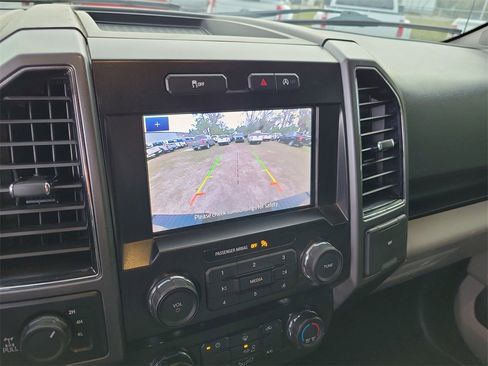 Used 2020 Ford F150 XLT image 20