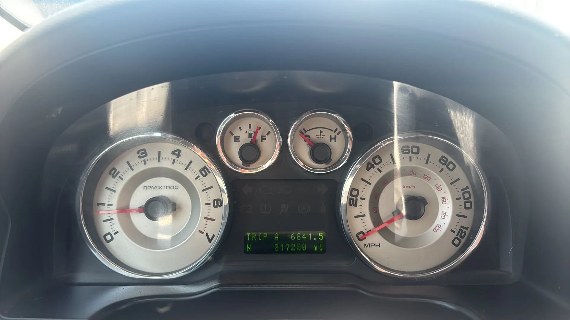 Used 2010 Ford Edge SEL FWD image 8