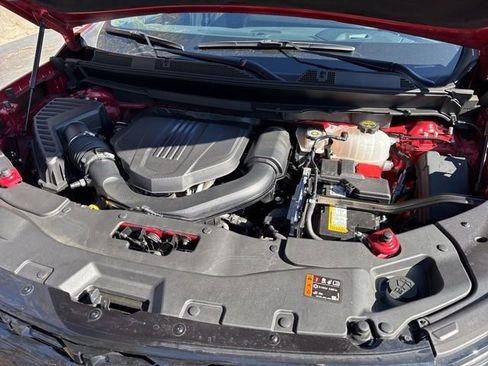 Used 2024 Chevrolet Traverse RS w/ LPO, Floor Liner Package image 41