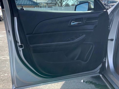 Used 2015 Chevrolet Malibu LT w/ Power Convenience Package image 23