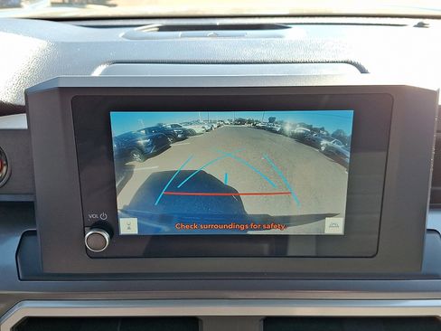 Used 2025 Toyota Tacoma TRD Off-Road image 17