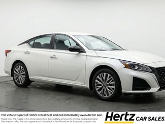 Used 2025 Nissan Altima 2.5 SV video 1