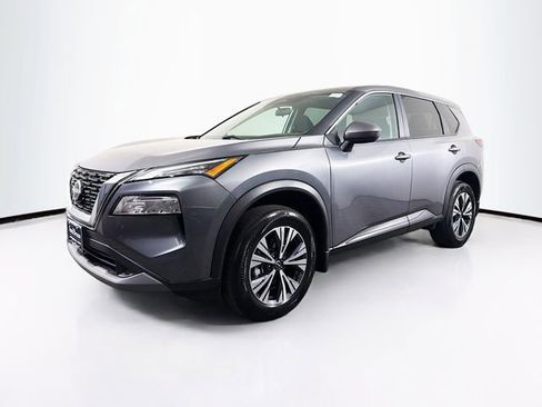 Used 2023 Nissan Rogue SV AWD/4WD image 3